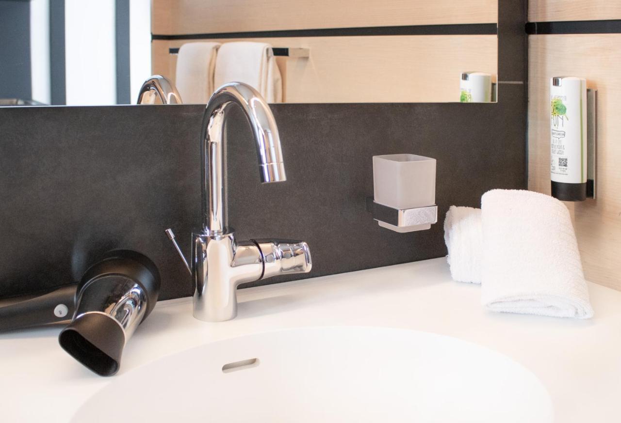 Sld Hotel By Wmm Hotels Schnelldorf ภายนอก รูปภาพ